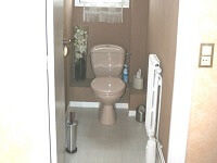 Lave-mains intégré sur toilettes suspendus WiCi Bati - Madame R (63) - 1 sur 2 (avant)